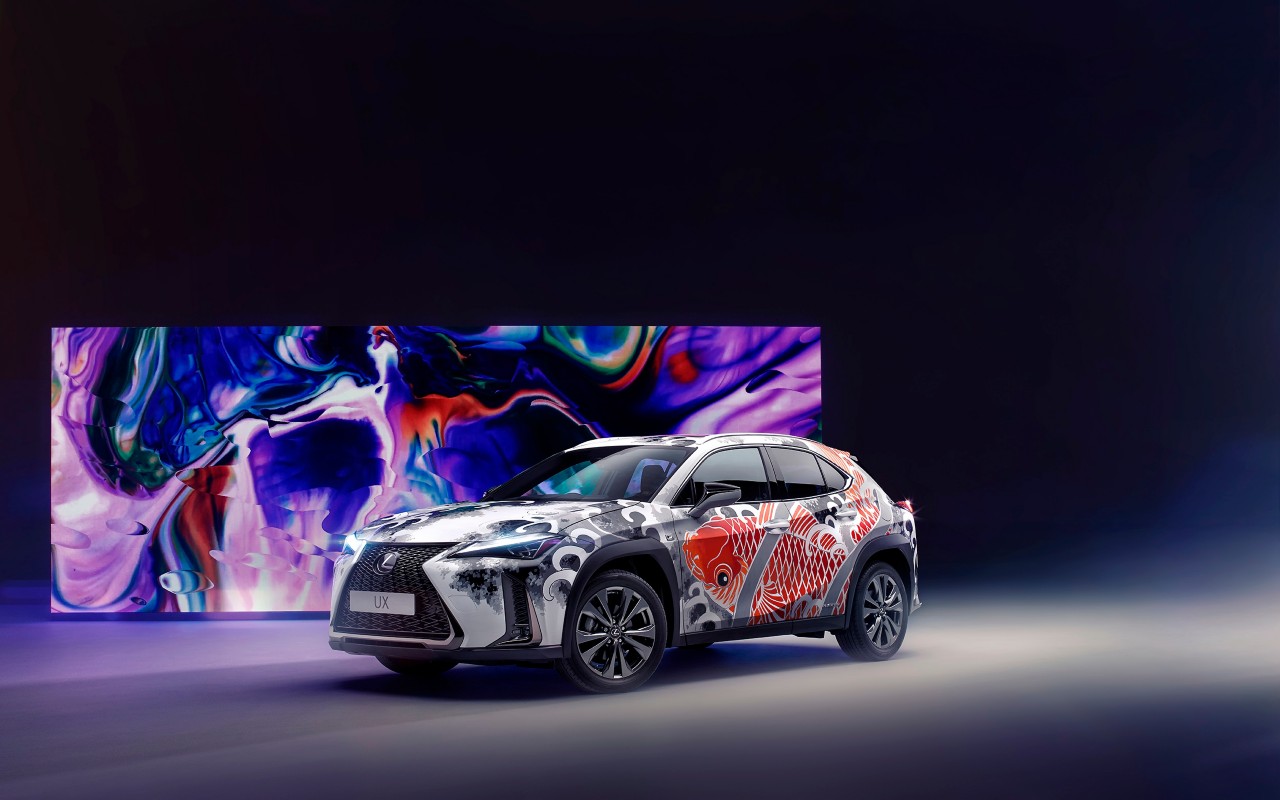 Tatuoitu Lexus UX