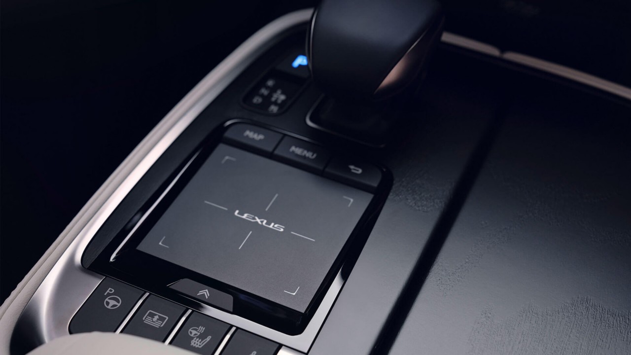 Lexus LS trackpad