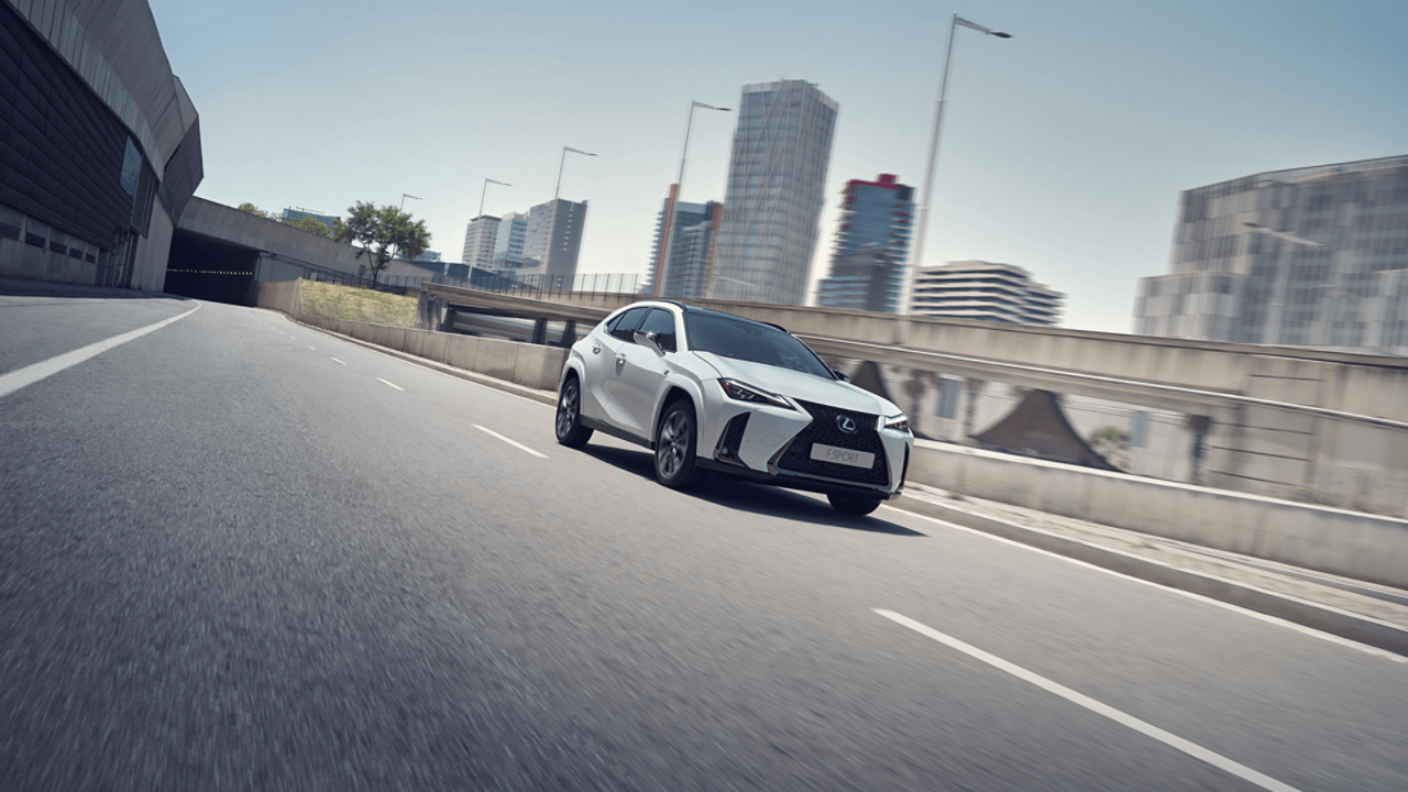  Lexus UX