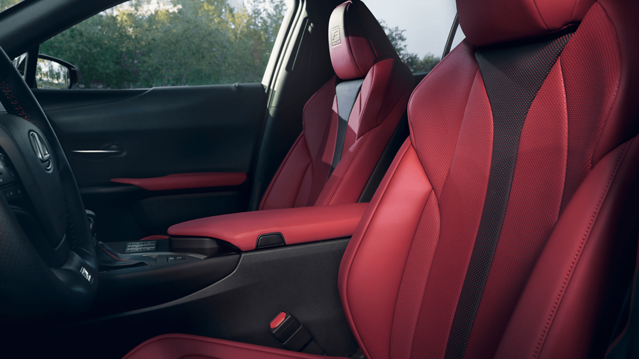  Lexus UX:n istuimet