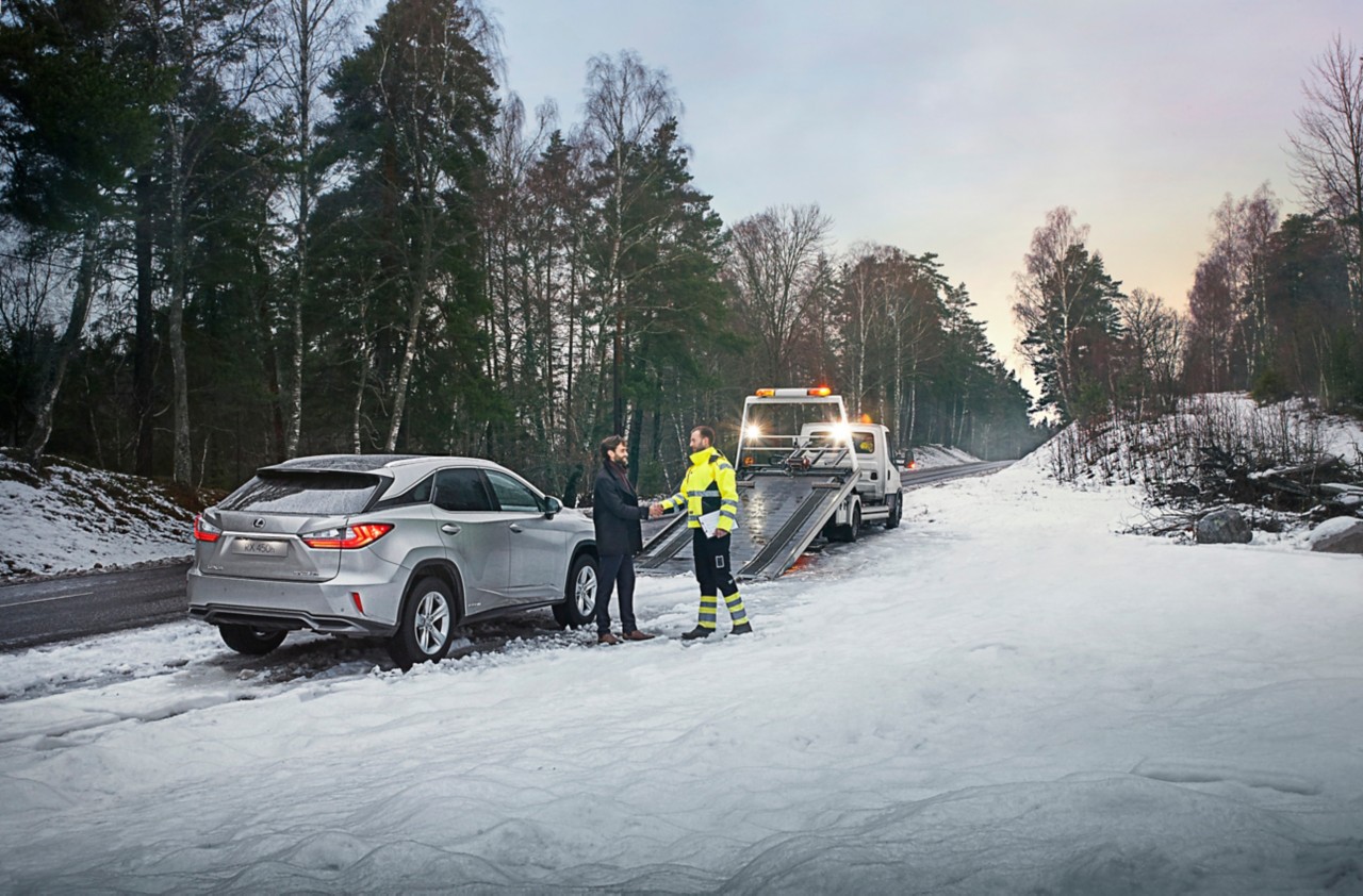 lexus-owners-roadside-assistance-organising-assistance